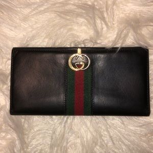 Gucci wallet/checkbook cover